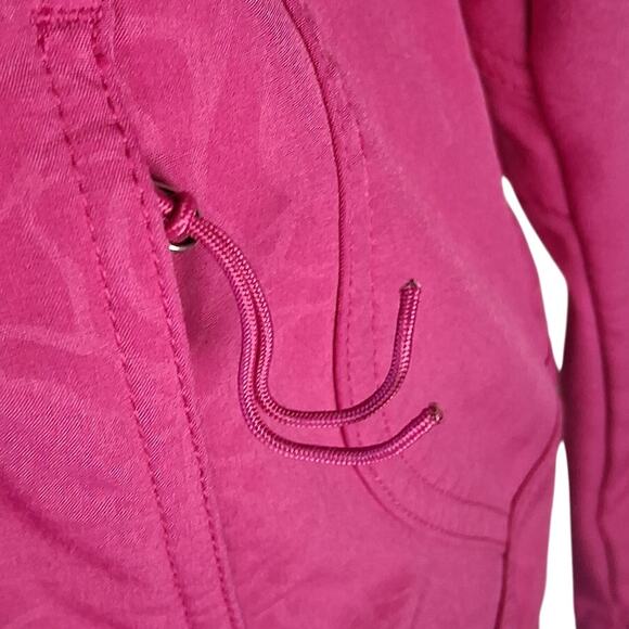 Sporty Berry Pink Double Diamond Skiing Jacket Size M Adjustable Cuffs Mock Neck - Picture 10 of 14
